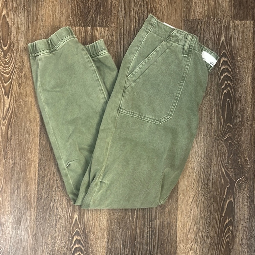Green Pants